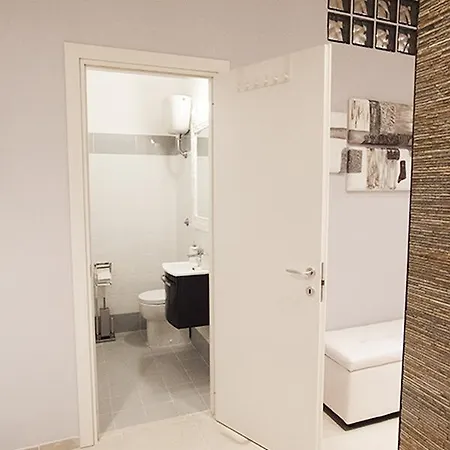 Comforthouse 아파트 *